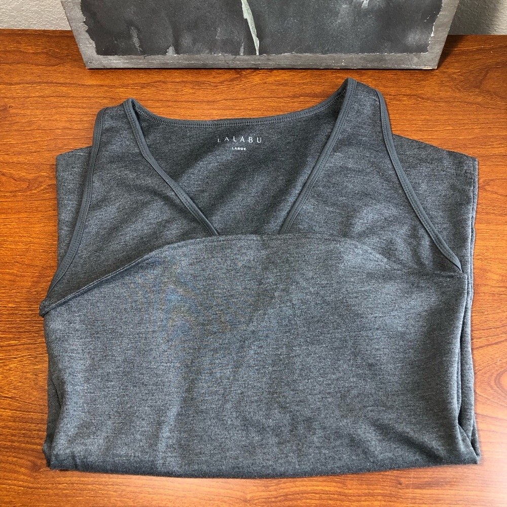 LALABU Soothe Shirt sz large